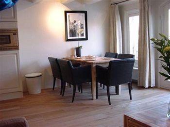 Uavoyage Business Apartments เคียฟ ภายนอก รูปภาพ